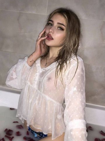 Лана Камышин