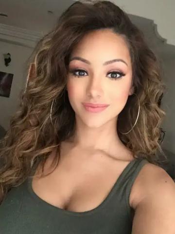 Нелли фото 2